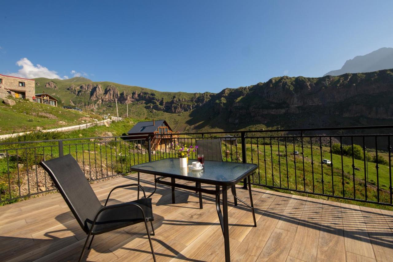 Hotel Geni Kazbegi 외부 사진