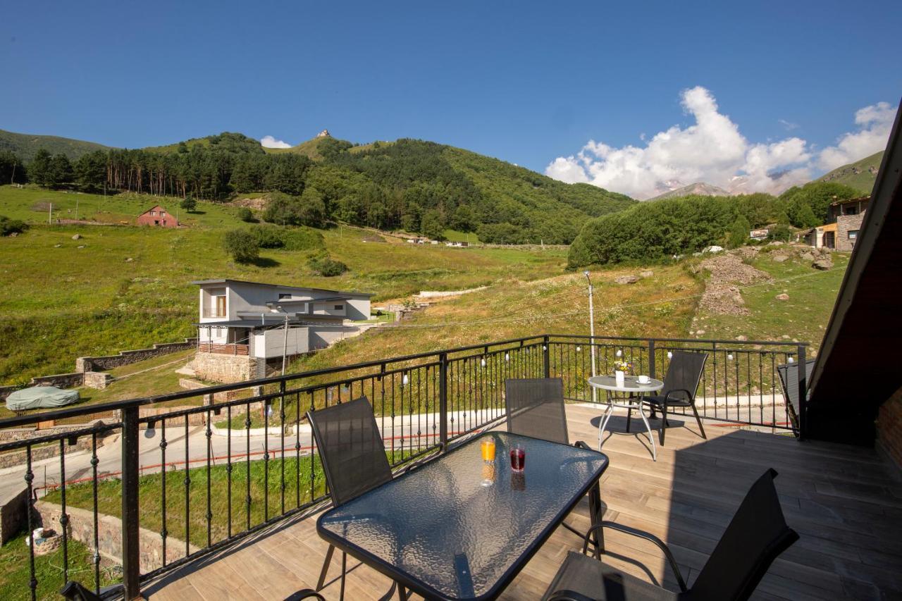 Hotel Geni Kazbegi 외부 사진