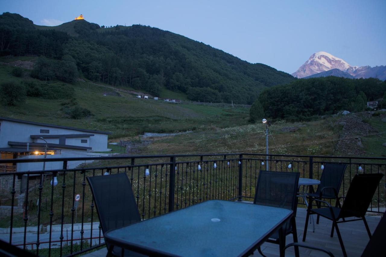 Hotel Geni Kazbegi 외부 사진