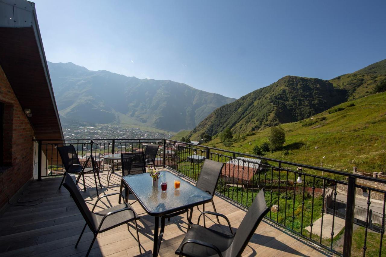 Hotel Geni Kazbegi 외부 사진